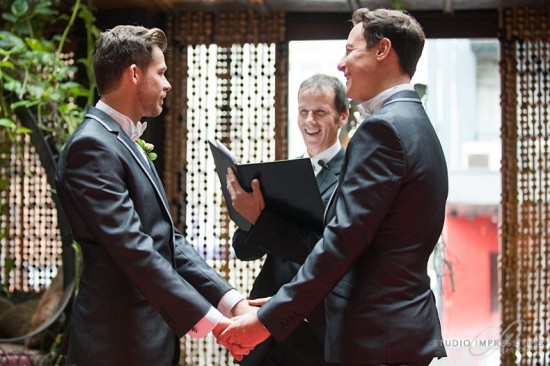 Gay-Wedding-at-Cloudland5-550x366