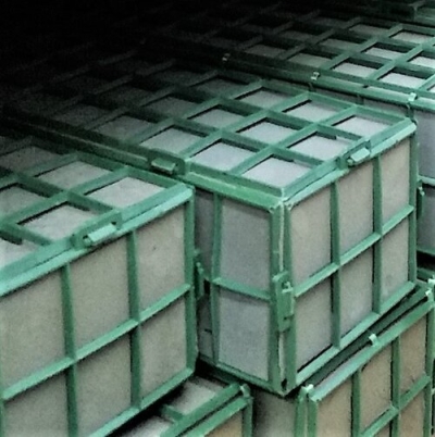 Hazardous and single-use-plastic floral foam