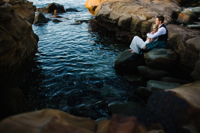 Avoca beach sunset wedding photos. By Sandra Henri Photography. Avoca Beach House wedding.