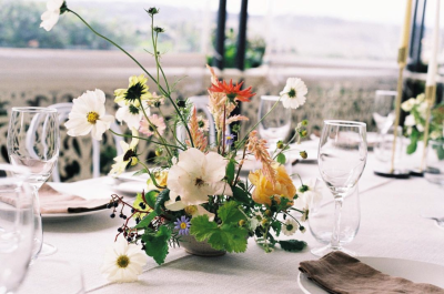 A wild, floral foam-free centrepiece by Wildly Abigal in Tasmania