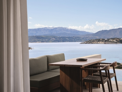 JW-Marriott-Crete_Deluxe-Suite_credit-Christos-Drazos