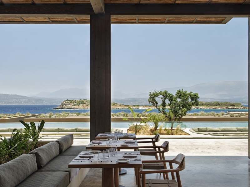 JW-Marriott-Crete_Fayi-Restaurant_credit-Christos-Drazos