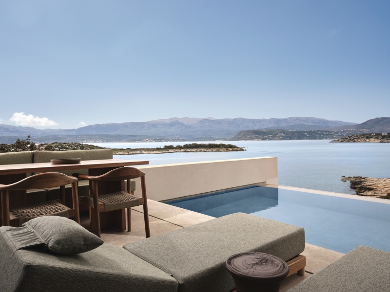 JW-Marriott-Crete_Junior-Suite_credit-Christos-Drazos